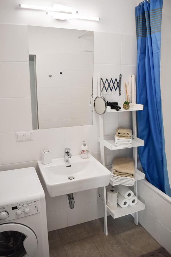 Cosy New Apartment 3Min To Vic/Uno-City And Danube Wiedeń Zewnętrze zdjęcie